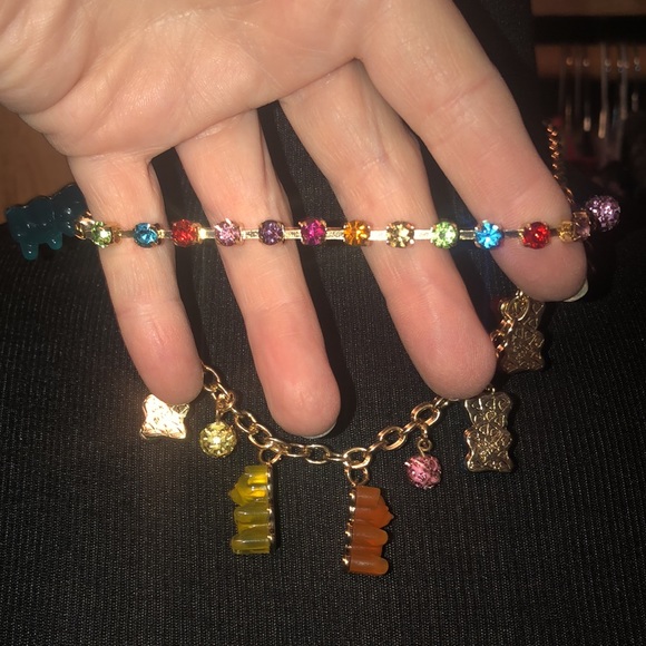 NWT Sparkling ✨ BETSEY JOHNSON Glittery Multicolored GUMMY BEAR Necklace - Picture 10 of 16